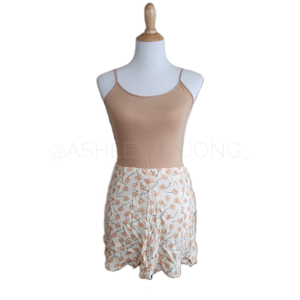 🌠 2 for $10 - Floral Button-Up Mini Skirt